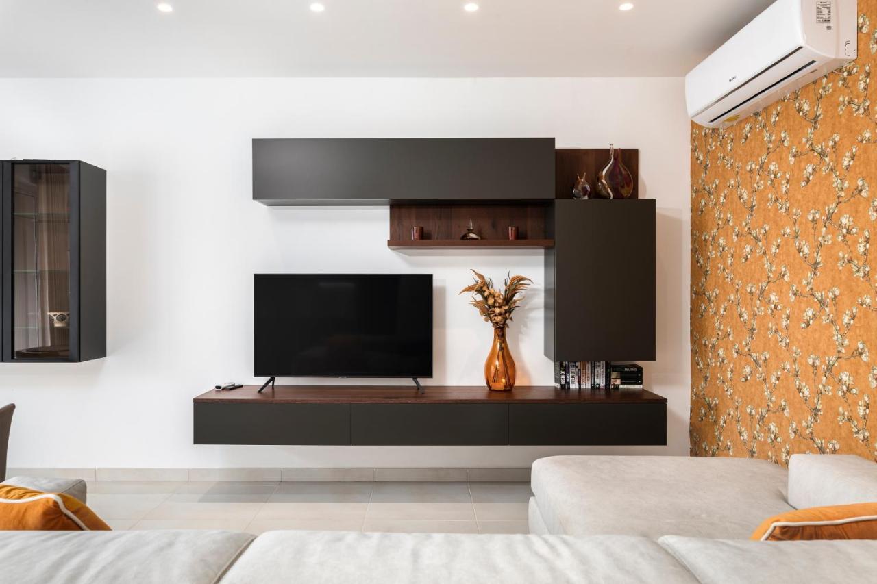 Modern 3Br Stylish Apartment With Large Balcony - Close To St Julians And St Georges Bay Is-Swieqi Εξωτερικό φωτογραφία